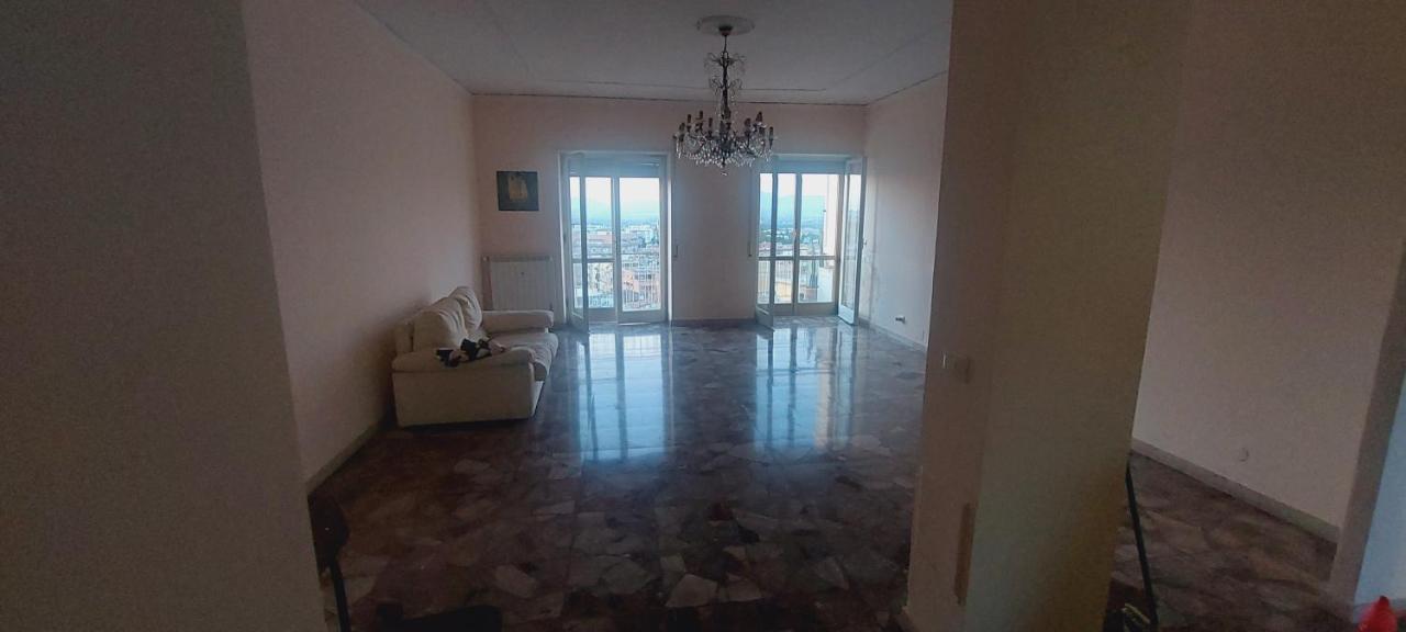 L'Attico Di Angie Apartment มอนเตโรตอนโด ภายนอก รูปภาพ