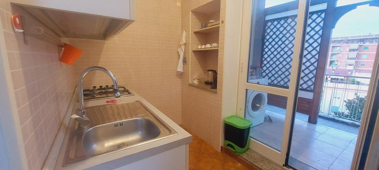 L'Attico Di Angie Apartment มอนเตโรตอนโด ภายนอก รูปภาพ